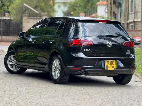 2015 Volkswagen Golf TSI