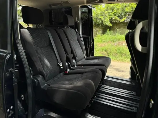 2016 Nissan Serena Highway Star