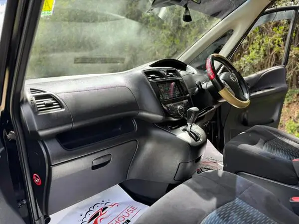 2016 Nissan Serena Highway Star