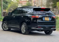 2016 Toyota Harrier Fully Loaded Sunroof