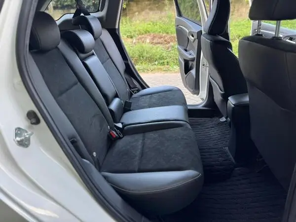 2018 Honda Fit Shuttle Hybrid