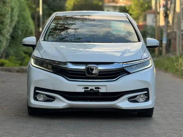 2018 Honda Fit Shuttle Hybrid