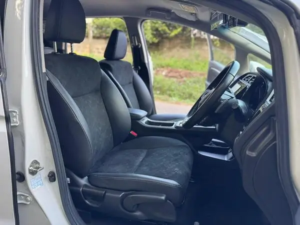 2018 Honda Fit Shuttle Hybrid