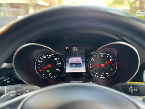 2018 Mercedes Benz GLC 200