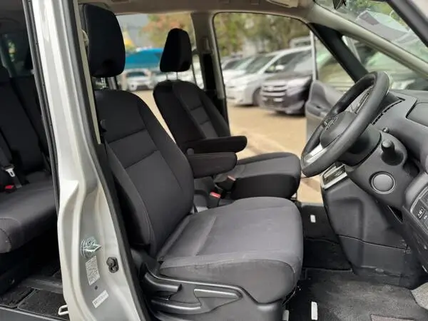 2018 Nissan Serena