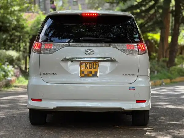 2018 Toyota Estima Aeras