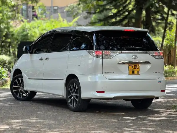 2018 Toyota Estima Aeras