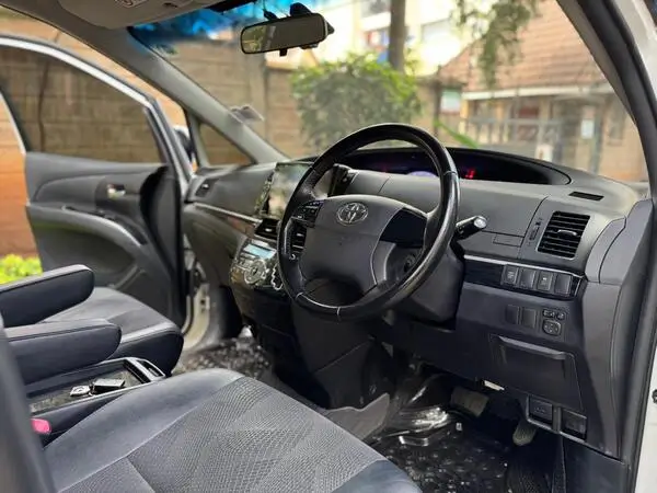 2018 Toyota Estima Aeras