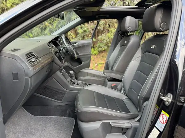 2019 Volkswagen Tiguan Fully Loaded Sunroof