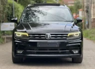 2019 Volkswagen Tiguan Fully Loaded Sunroof