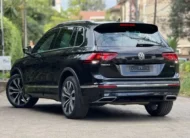 2019 Volkswagen Tiguan Fully Loaded Sunroof