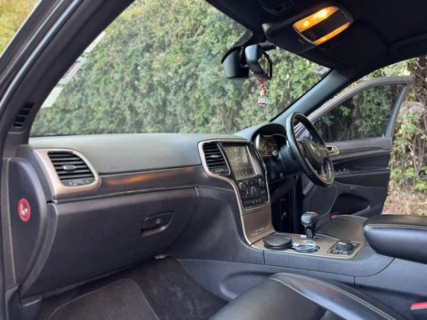 2016 Jeep Grand Cherokee Limited Local