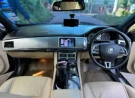 2013 Jaguar XF Sunroof