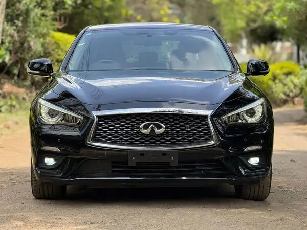 2018 Infiniti Skyline GTT Leather