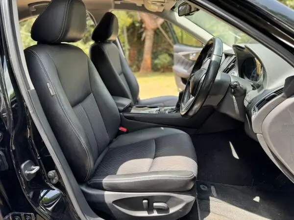 2018 Infiniti Skyline GTT Leather