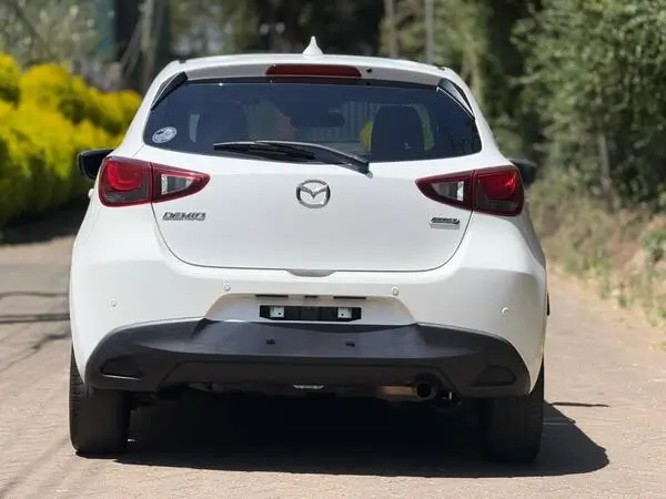2018 Mazda Demio