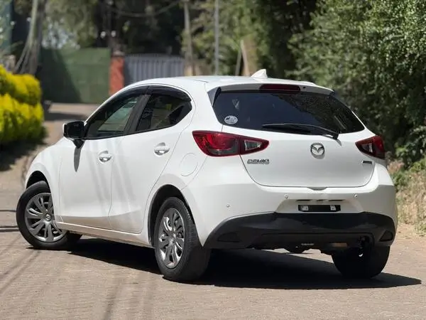 2018 Mazda Demio