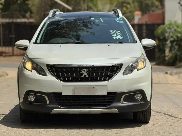 2018 Peugeot 2008 Moonroof Low Mileage