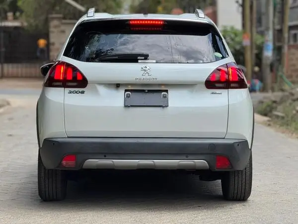 2018 Peugeot 2008 Moonroof Low Mileage