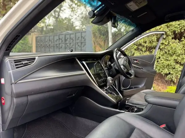 2018 Toyota Harrier Fresh Import