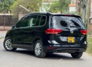 2018 Volkswagen Touran Fully Loaded Sunroof