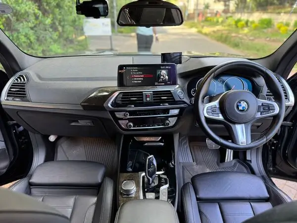 2019 BMW X3 x-Drive 28i M-Sport