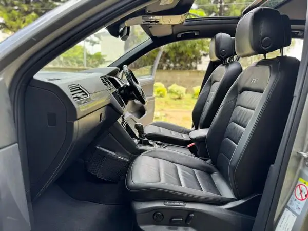2019 Volkswagen Tiguan 2.0 R-Line Sunroof