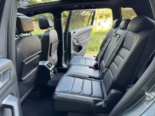 2019 Volkswagen Tiguan 2.0 R-Line Sunroof 7 Seater