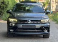 2019 Volkswagen Tiguan 2.0 R-Line Sunroof 7 Seater