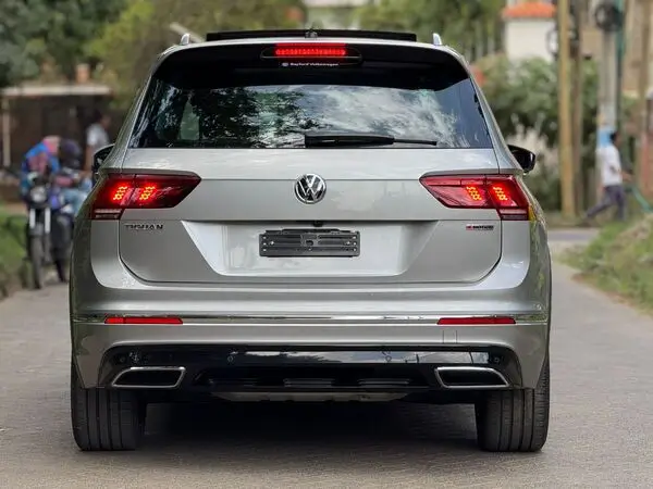 2019 Volkswagen Tiguan 2.0 R-Line Sunroof