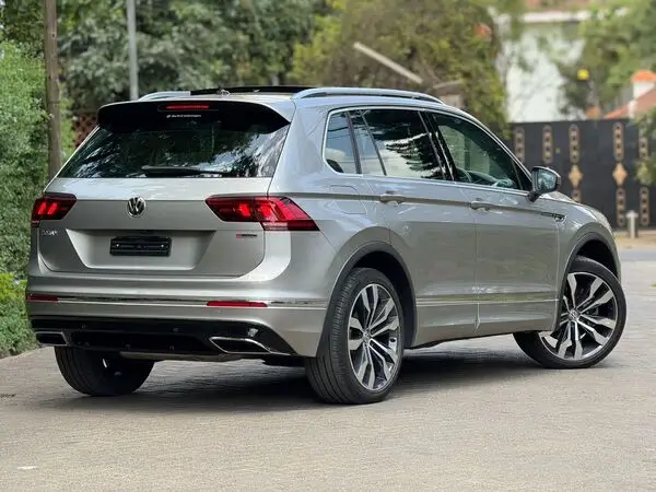 2019 Volkswagen Tiguan 2.0 R-Line Sunroof
