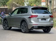 2019 Volkswagen Tiguan 2.0 R-Line Sunroof