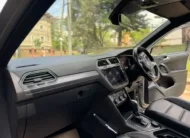 2019 Volkswagen Tiguan 2.0 R-Line Sunroof