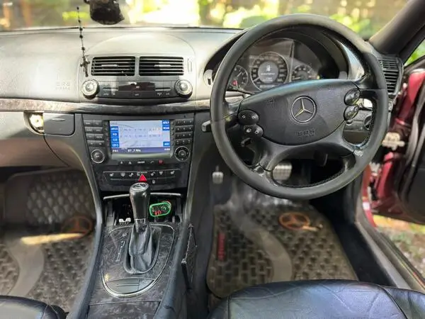 2007 Mercedes Benz E300