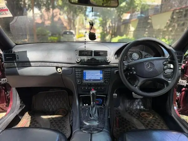 2007 Mercedes Benz E300