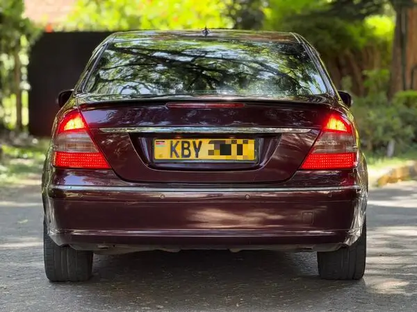 2007 Mercedes Benz E300