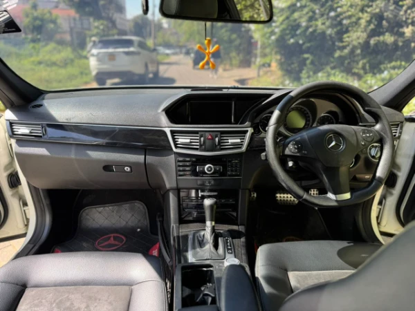 2010 Mercedes Benz E250 Sunroof