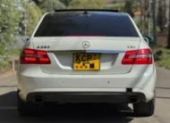 2010 Mercedes Benz E250 Sunroof