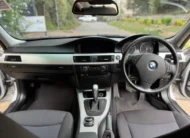 2011 BMW 320i