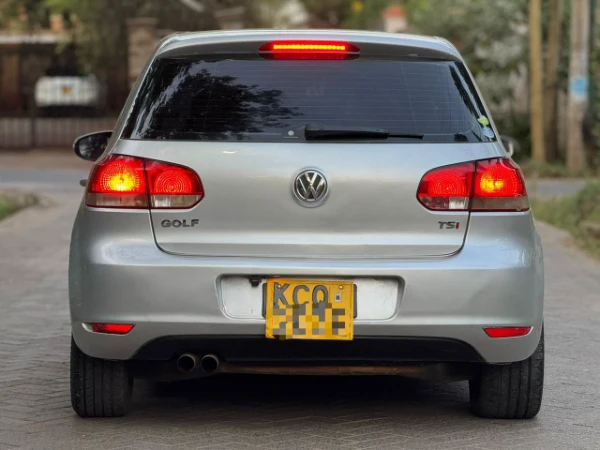 2011 Volkswagen Golf TSI
