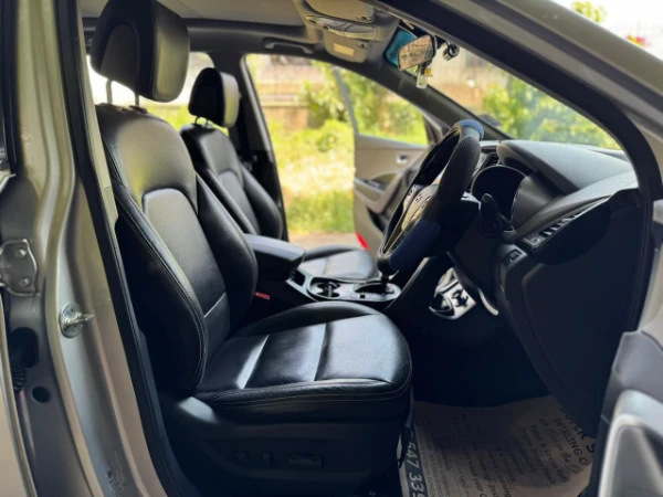 2014 Hyundai Santa Fe Sunroof 7-Seater
