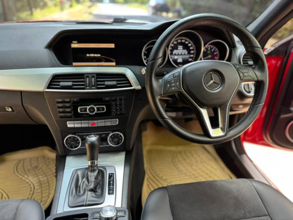 2014 Mercedes Benz C180 Mint Condition
