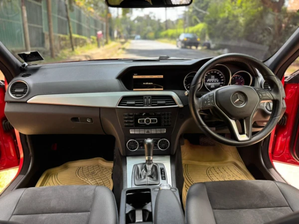 2014 Mercedes Benz C180 Mint Condition