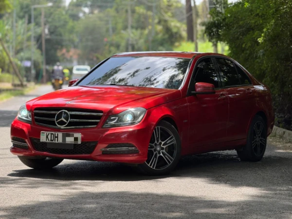 2014 Mercedes Benz C180 Mint Condition