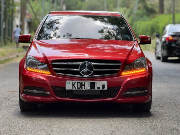 2014 Mercedes Benz C180 Mint Condition