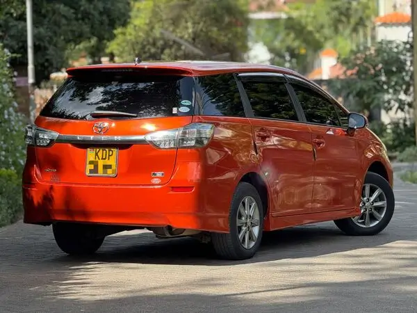 2016 Toyota Wish Mint Condition