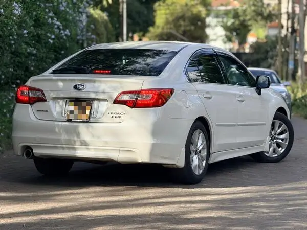 2017 Subaru Legacy B4 AWD