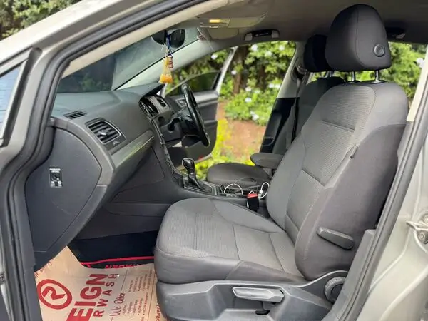 2017 Volkswagen Golf 1.2 TSI