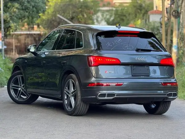 2018 Audi SQ5 Quattro