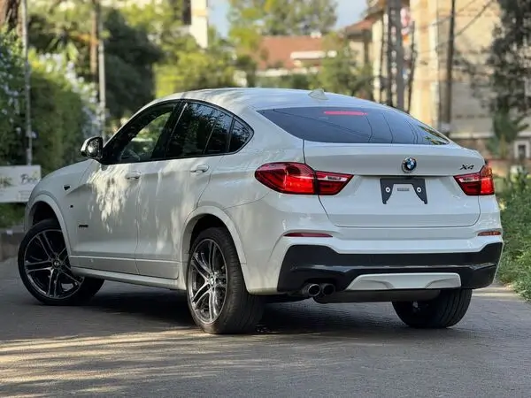 2018 BMW X4 XDrive28i M-Sport Sunroof